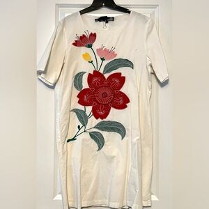 LOVE MOSCHINO
RICAMO VISCOSA APPLIQUE DRESS